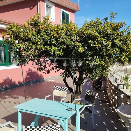 Onde Te Ve? Apartment La Spezia Bagian luar foto
