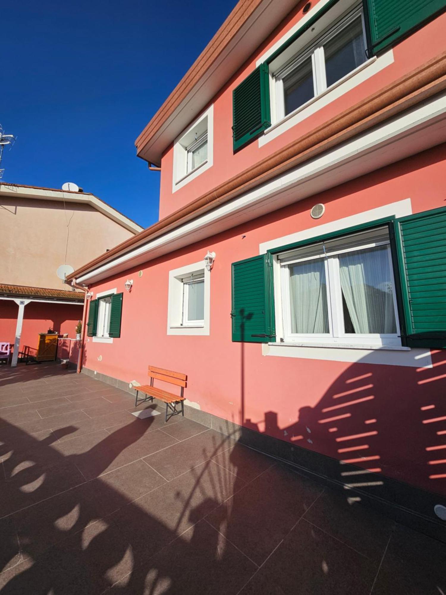 Onde Te Ve? Apartment La Spezia Bagian luar foto