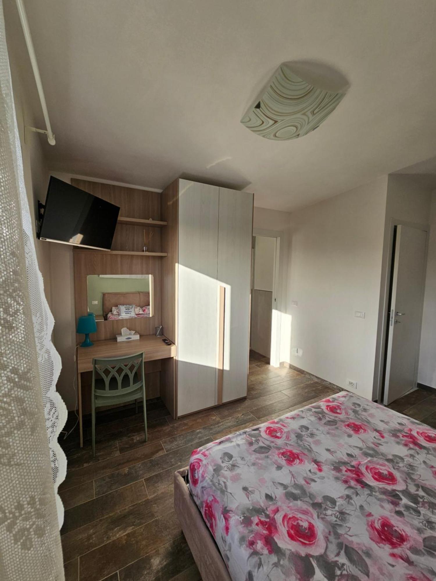 Onde Te Ve? Apartment La Spezia Bagian luar foto